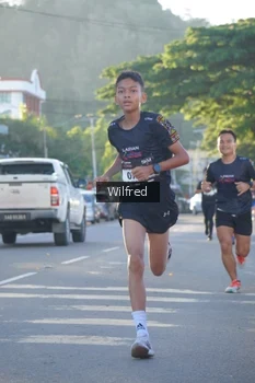 Runner Photo 1645862