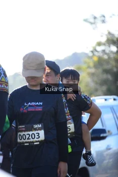Runner Photo 1645887