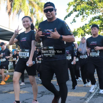 Runner Photo 1646013
