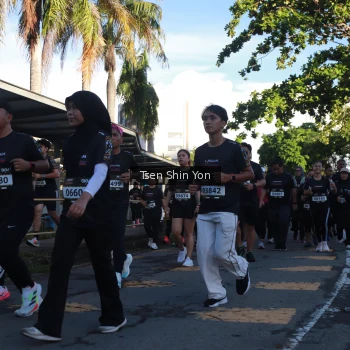 Runner Photo 1646034