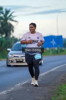 Runner Photo 1646168