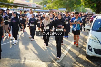 Runner Photo 1646229