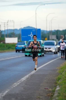 Runner Photo 1646376