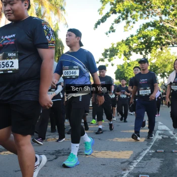 Runner Photo 1646423