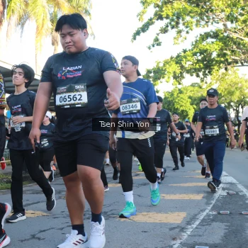 Runner Photo 1646477