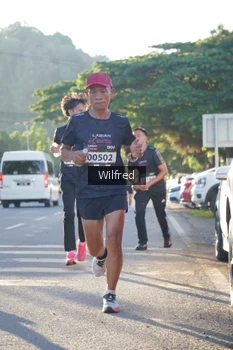 Runner Photo 1646502