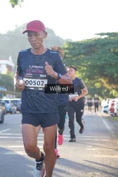 Runner Photo 1646532