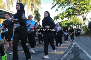 Runner Photo 1646560
