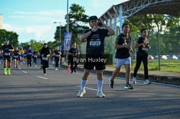 Runner Photo 1646638