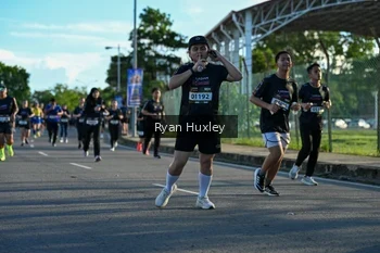 Runner Photo 1646667