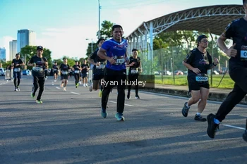 Runner Photo 1646760