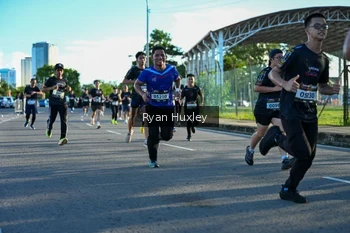 Runner Photo 1646764