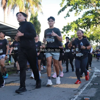 Runner Photo 1646869