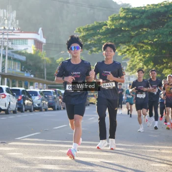 Runner Photo 1646910