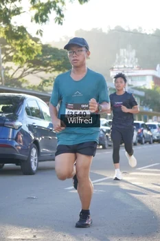 Runner Photo 1646971
