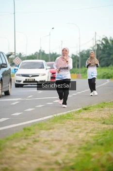 Runner Photo 1646972