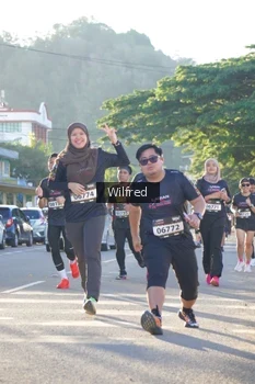 Runner Photo 1647116