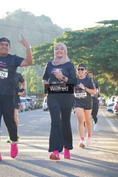 Runner Photo 1647166