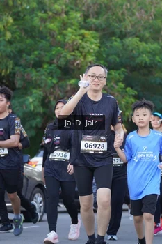 Runner Photo 1647180