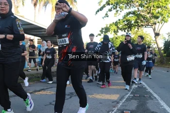 Runner Photo 1647206