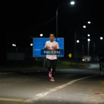 Runner Photo 1647356