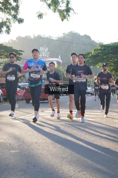 Runner Photo 1647389
