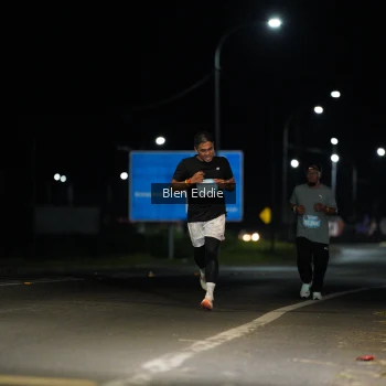 Runner Photo 1647393