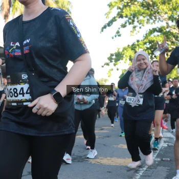 Runner Photo 1647417