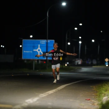 Runner Photo 1647483