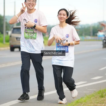 Runner Photo 1647493