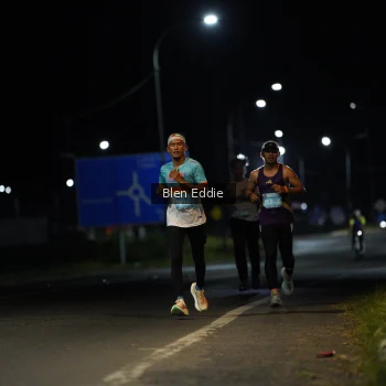 Runner Photo 1647845