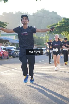 Runner Photo 1647903