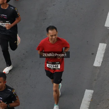 Runner Photo 1648069