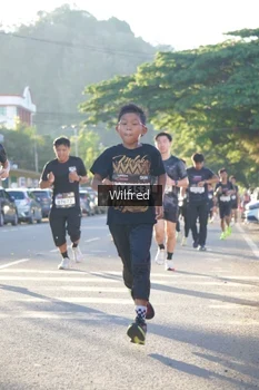 Runner Photo 1648070