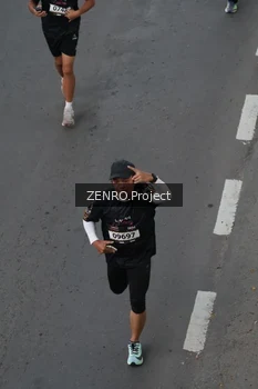 Runner Photo 1648097