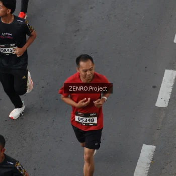 Runner Photo 1648103