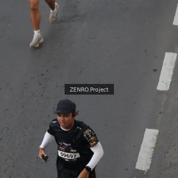 Runner Photo 1648166