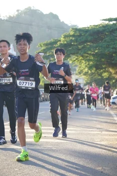 Runner Photo 1648190