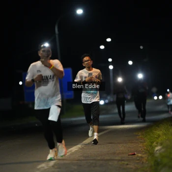 Runner Photo 1648281