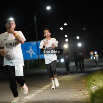 Runner Photo 1648285