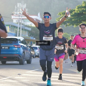 Runner Photo 1648304
