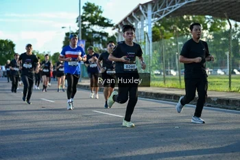 Runner Photo 1648346