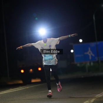 Runner Photo 1648381