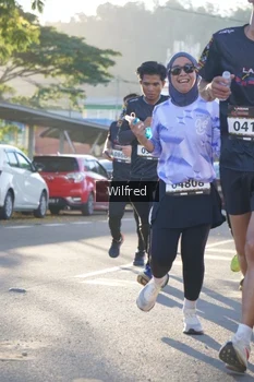 Runner Photo 1648399