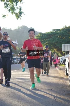 Runner Photo 1648408