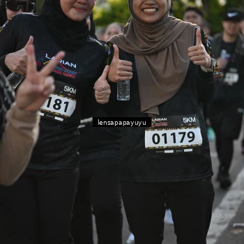 Runner Photo 1648424