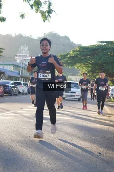 Runner Photo 1648474