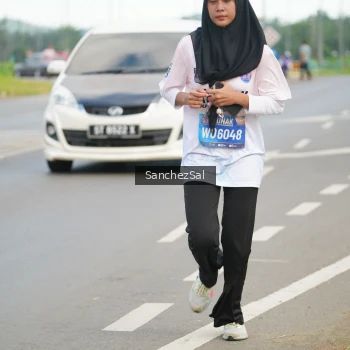Runner Photo 1648491