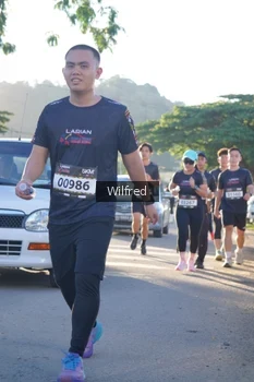 Runner Photo 1648517