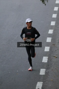 Runner Photo 1648559
